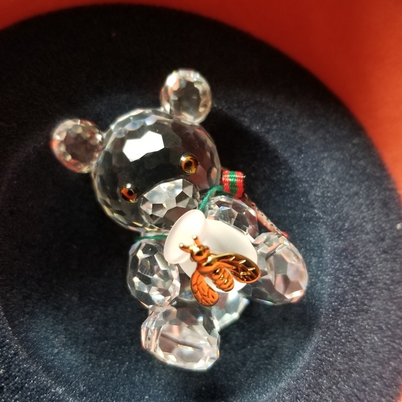 Swarovski Other - SWAROVSKI *1997 - 2004* Kris Bear with Hunny Pot